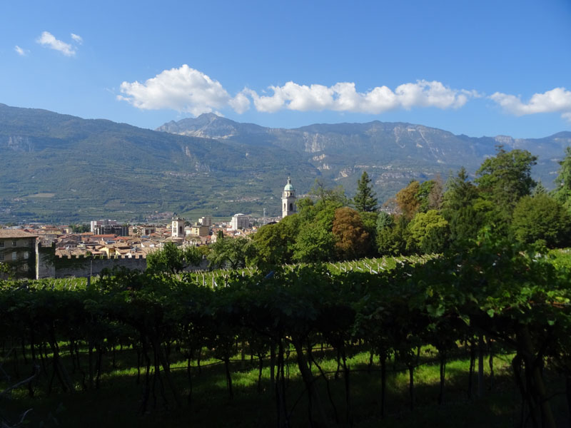 Giro del Monteghello -  sentiero F1 (Rovereto)